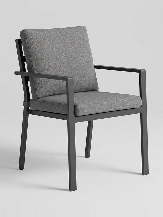 Fauteuil de terrasse en acier peint gris avec coussins